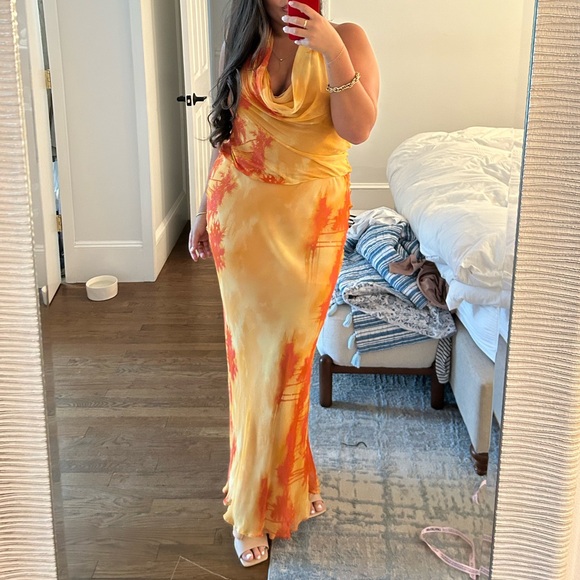 Lovers and Friends Raven Maxi Dress - Picture 2 of 6